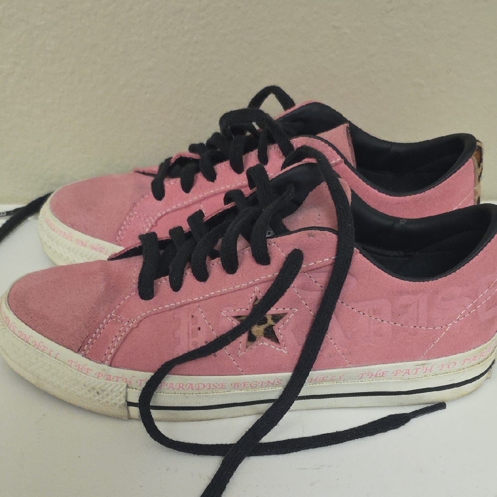 Converse Pink Women's Sneakers with Black Accents - Picture 3 of 4
